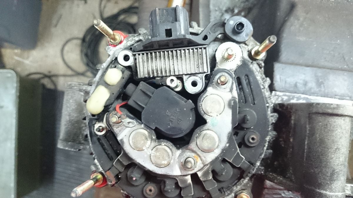 Alternator-rebuild-visteon-6.jpg