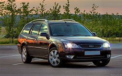 Ford Mondeo GhiaX.jpg